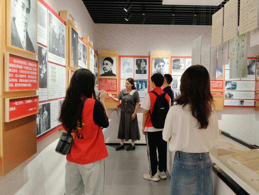 江苏建院：青春舵手铸魂育人传习社以创意实践助力红色资源保护与活化